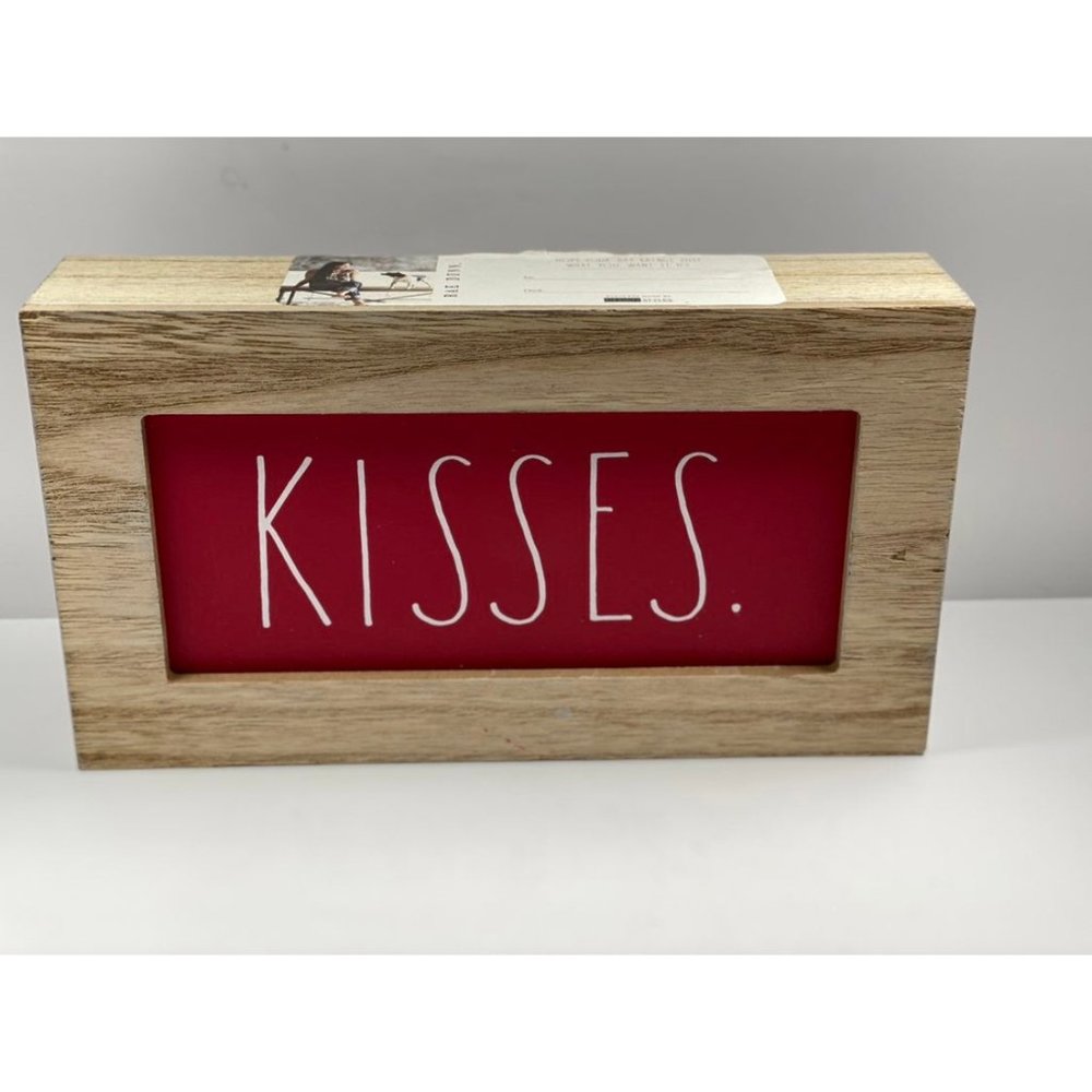 Rae Dunn Wood Red "Kisses." Sign